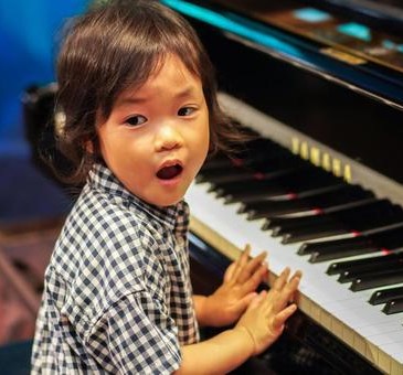 子供 ピアノレッスン 子供 ピアノレッスン